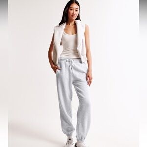 Abercrombie & Fitch Light Gray Joggers